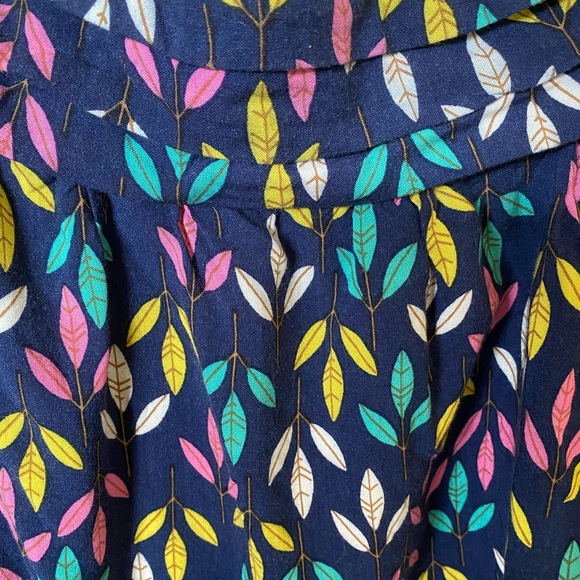 Boho mini skirt w/ multicolored leaves (Nordstrom) - Picture 2 of 3